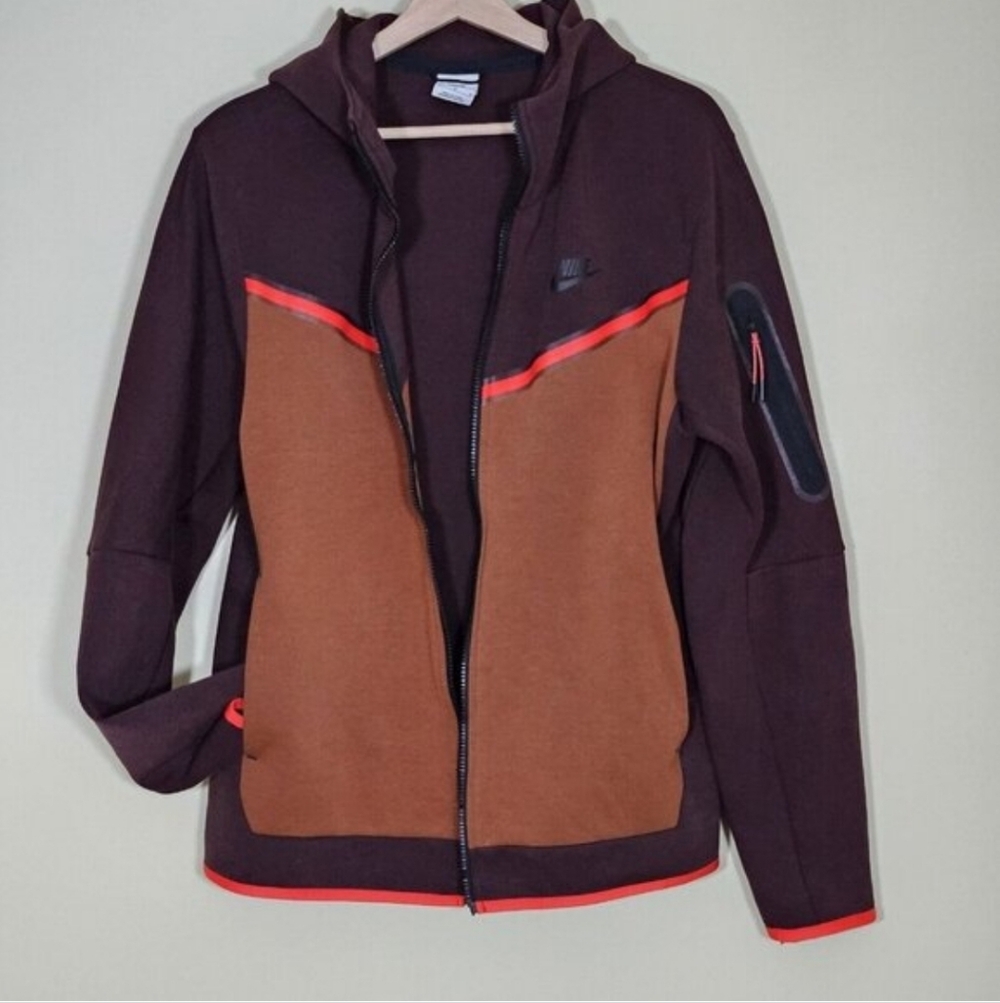 Nike Chocolate and Rust Zip-Up Jacket